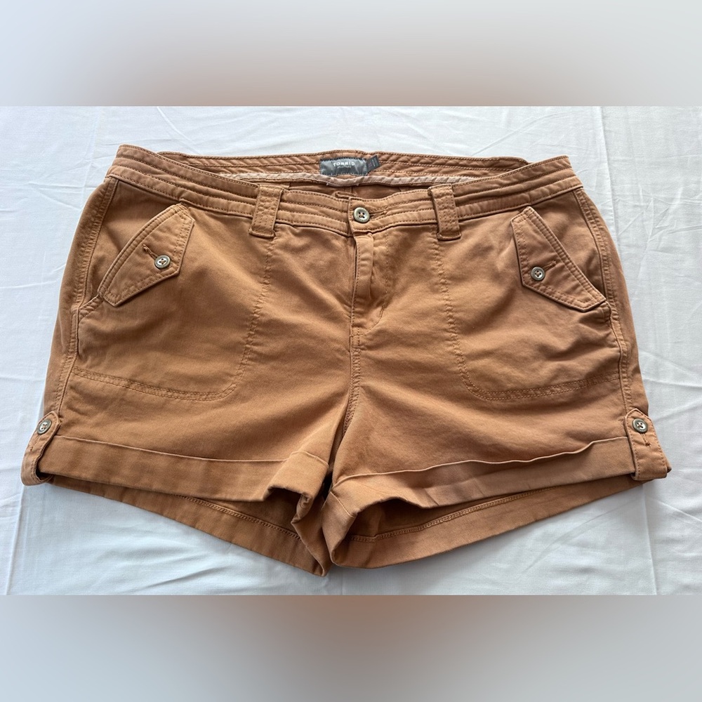 Torrid Feel The Fit Tan Cuffed Shorts Size 20